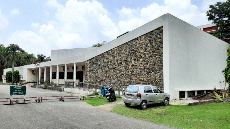 🎓 Punjab Engineering College (PEC), Chandigarh – Dope or Nope?